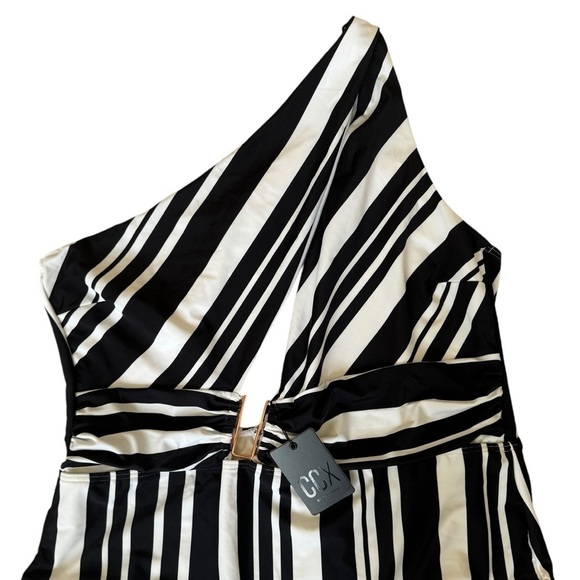 NWT CCX by City Chic Amara One Piece, Black Print, Size 22 - Picture 4 of 10